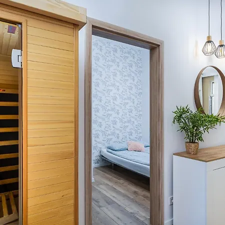 Csengery Deluxe With Balcony Appartement *
