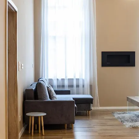 Daire Csengery Deluxe With Balcony Budapeşte
