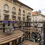 Apartmán Csengery Deluxe With Balcony *