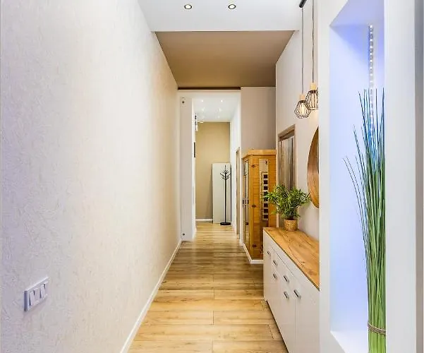 Csengery Deluxe With Balcony * Budapest