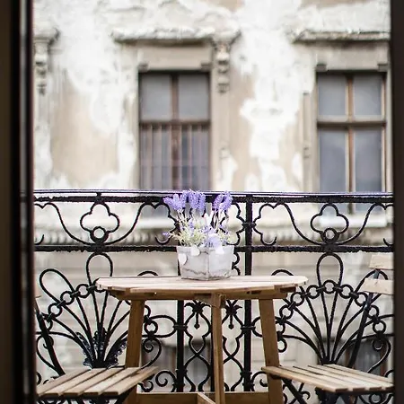 Csengery Deluxe With Balcony Budapeste